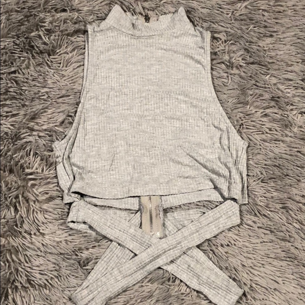 New without tags gray crop top